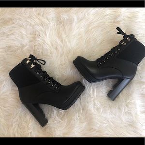 Women's Black Shoe Dazzle Tie Up Black Booties